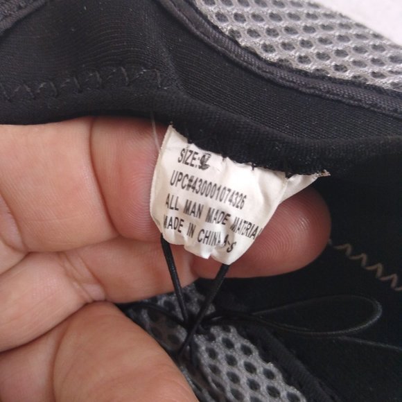 OT Revolution Size 8/9 Men's Pull On Swim/ Beach Shoes Black - New With Tag - Picture 9 of 9